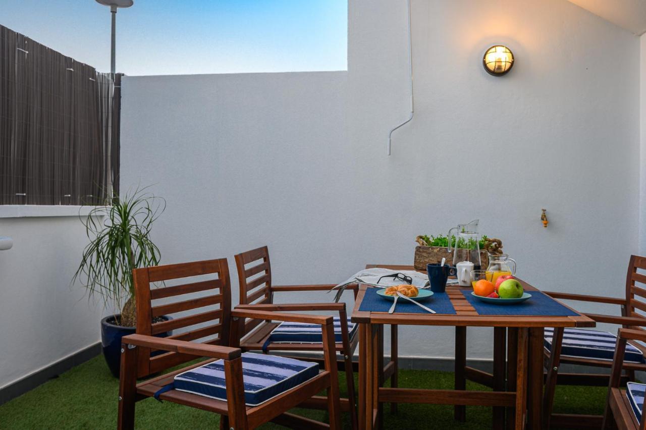 La Marinera House-Near The Beach, Fast Wifi, Air-Con On Main Bedroom And Sat Tv ปลายาบลังกา ภายนอก รูปภาพ
